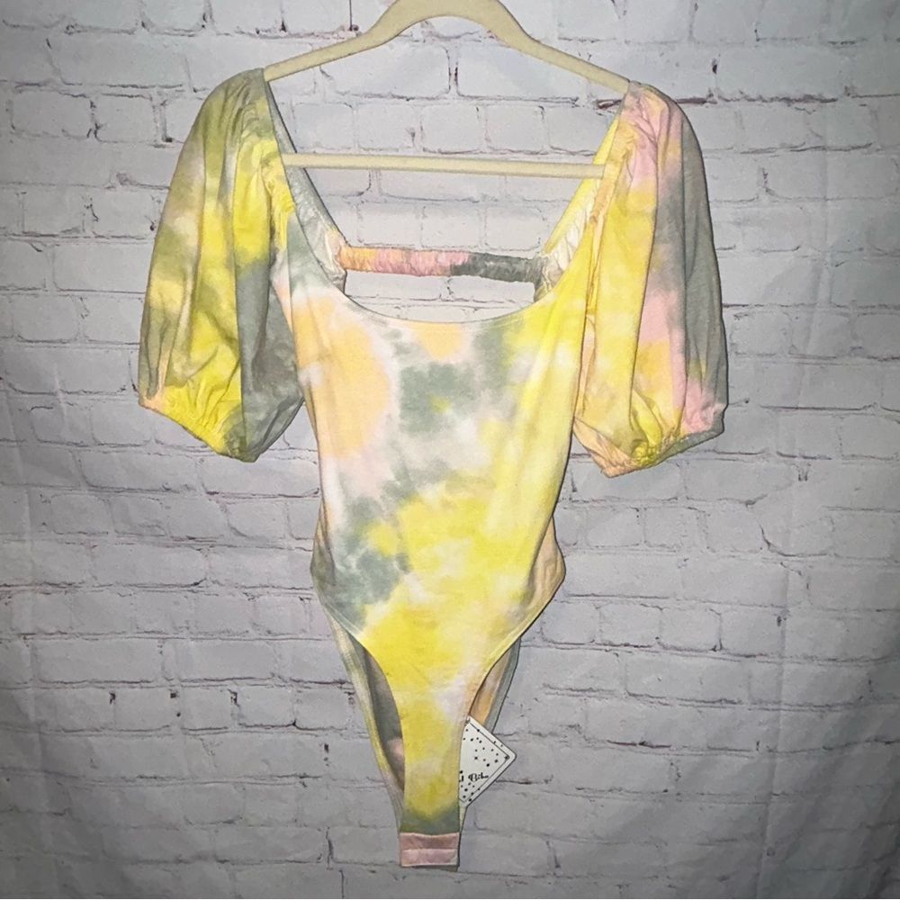 Angel Biba puff sleeve tie‎ dye bodysuit size S NWT